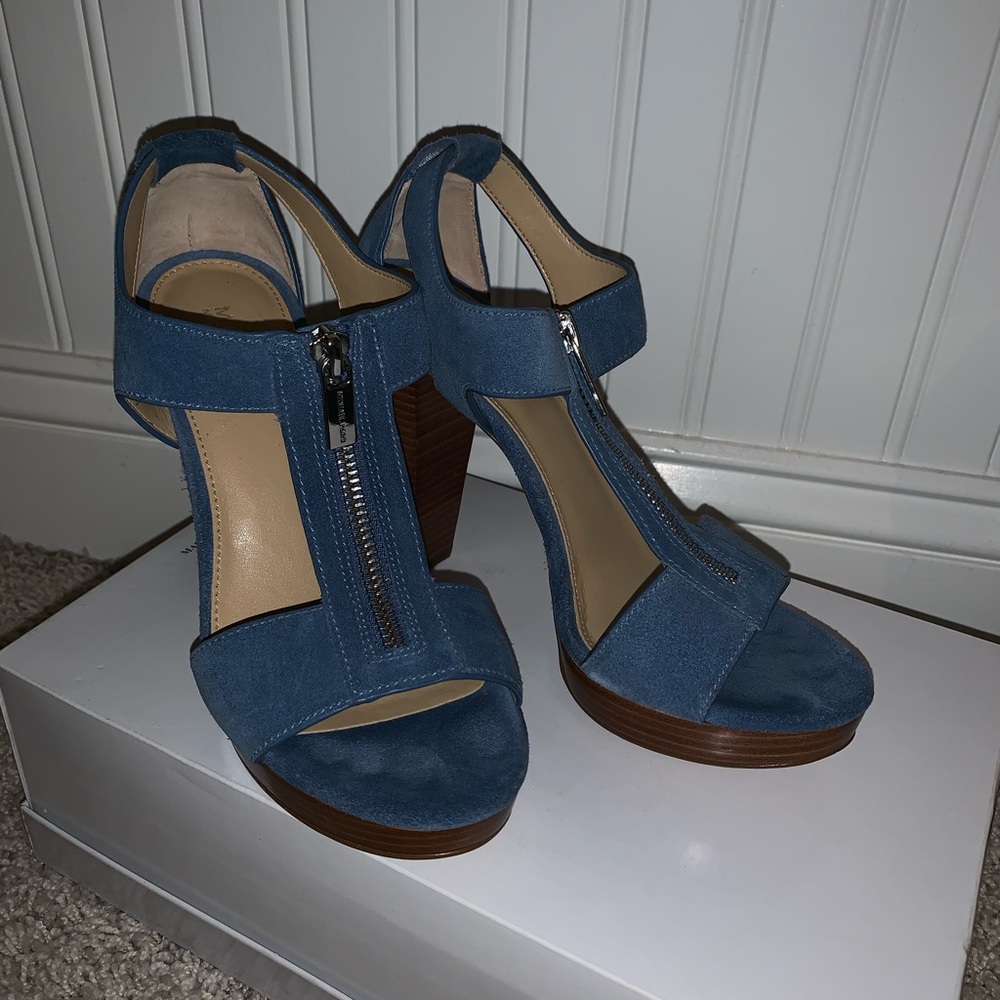 Michael Kors platform heels - Picture 1 of 4